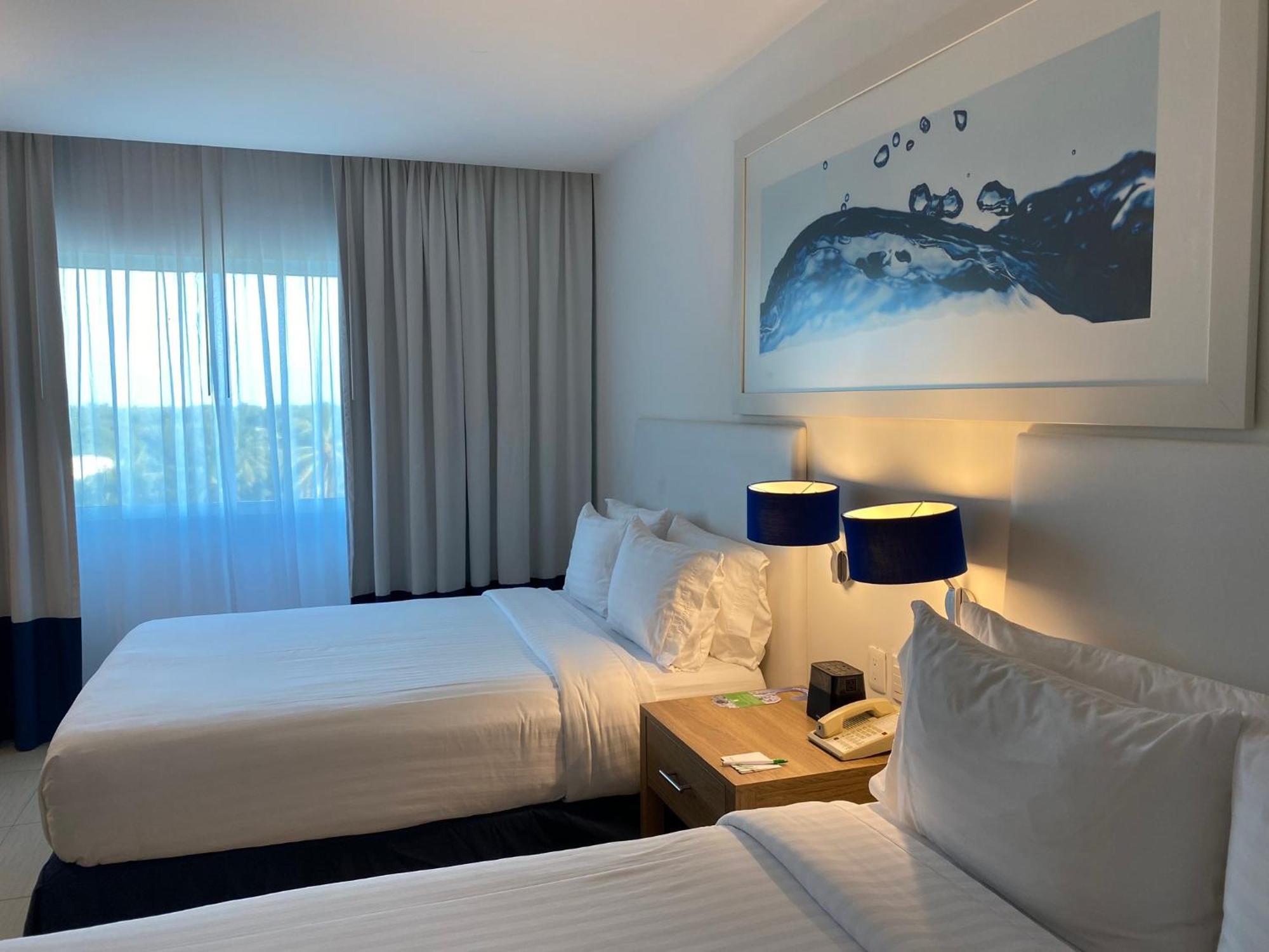 Holiday Inn Acapulco La Isla By Ihg Екстериор снимка