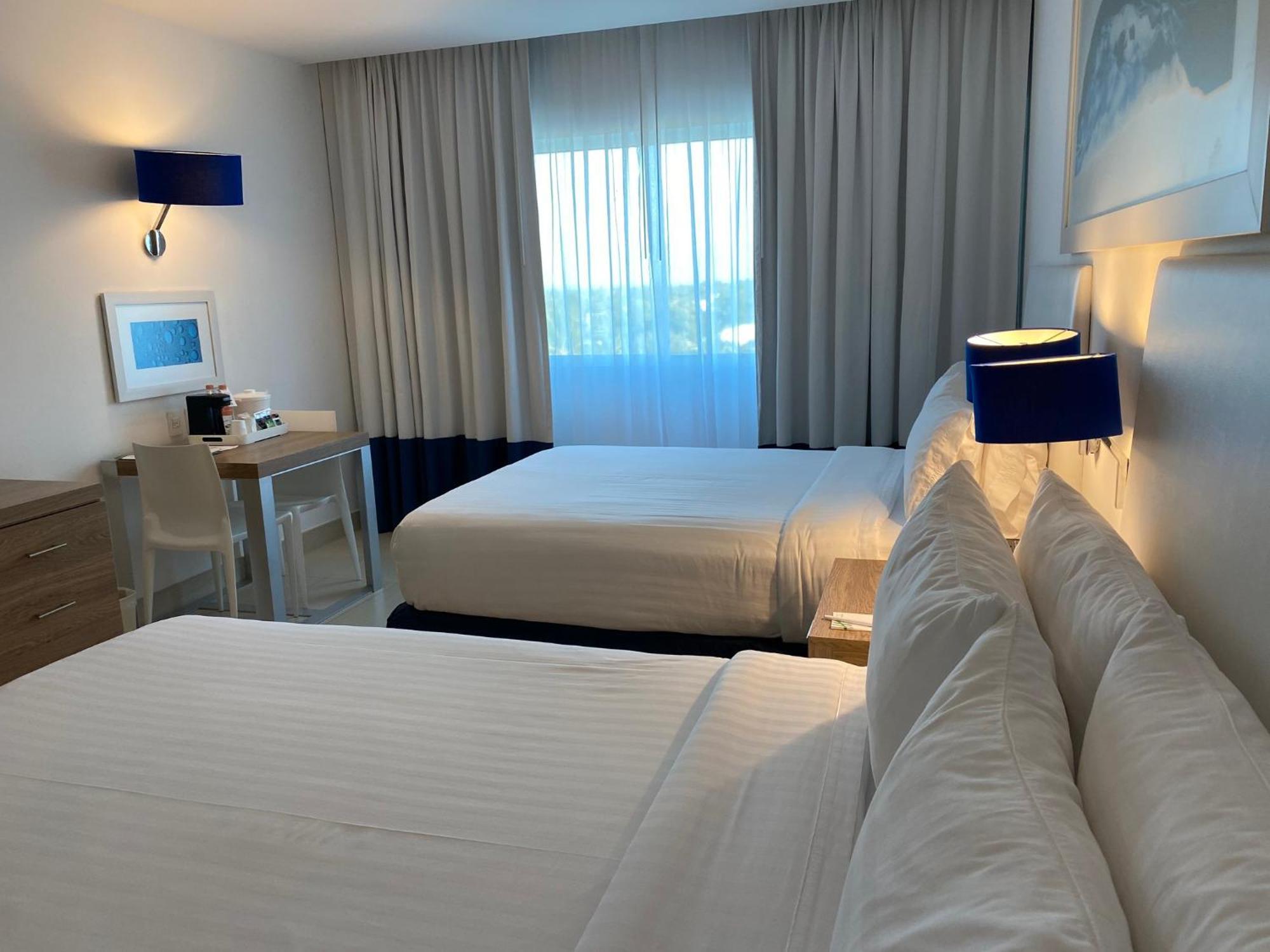 Holiday Inn Acapulco La Isla By Ihg Екстериор снимка